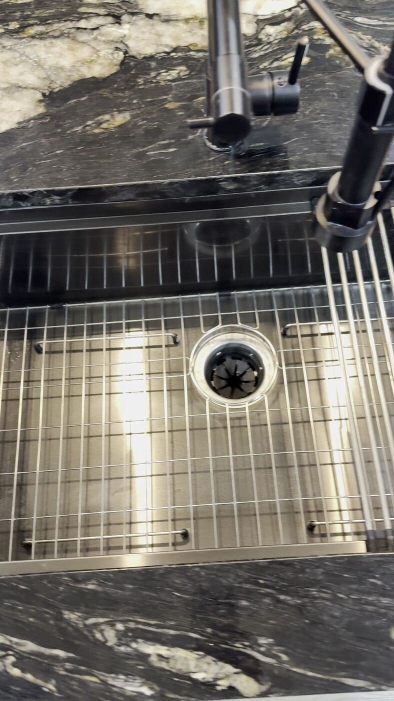 Integrated sink detail in Stone Experience natural stone countertop